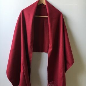 Red chunky scarf/ shawl/ wrap NWOT